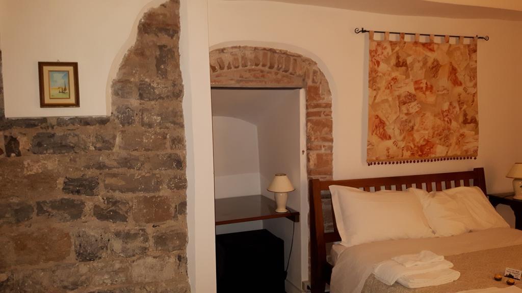 Torre Cepollini Hotel Албенга Екстериор снимка